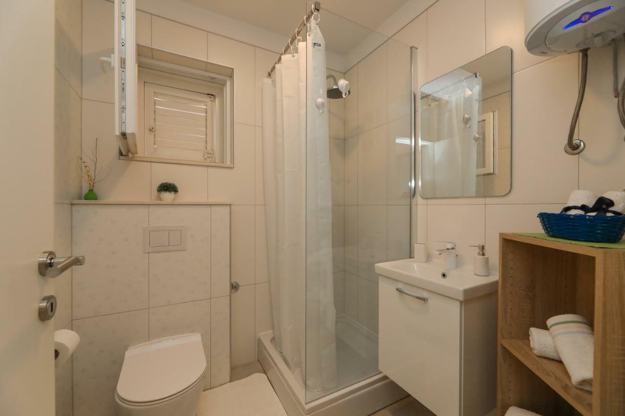 Apartment M&J Supetar Extérieur photo